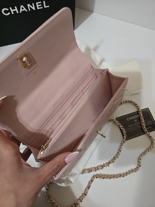 Налична чанта Chanel WOC Pearl