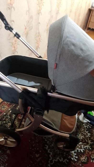 Продам коляску практически не пользовались