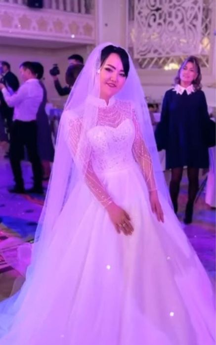 Свадебное платье