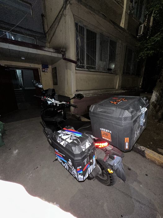 Skuter ADV 180cc