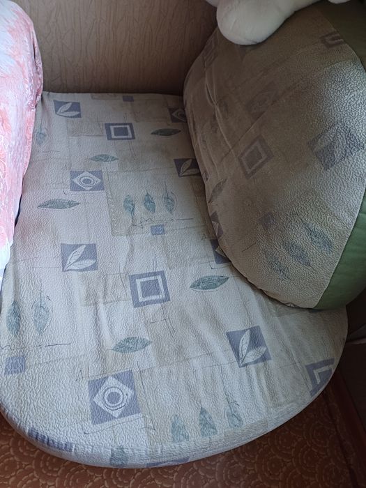 Продам тахту и кресло