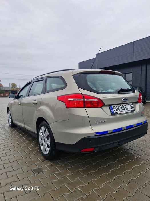 FORD Focus 2015 — imagine 5