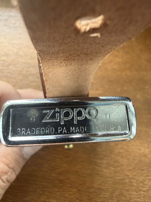 Bricheta Zippo cu port