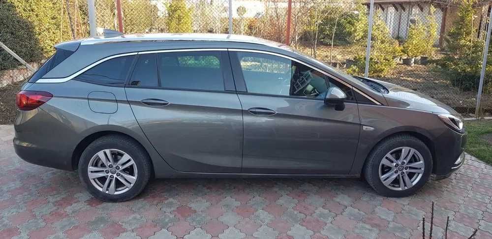 Opel Astra Primul proprietar