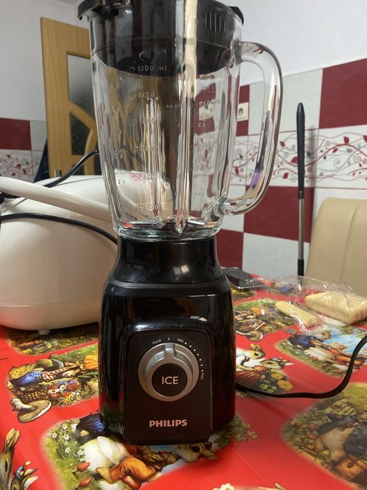 Blender Philips cu funcție ICE