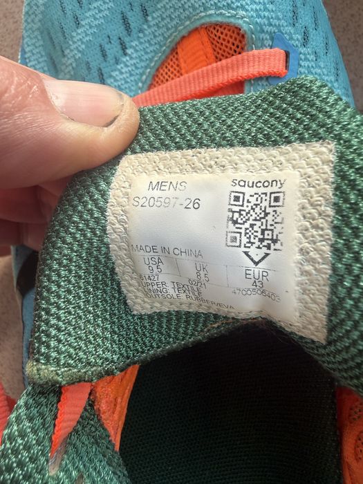 Продавам Saucony endorphin speed - 43 номер.