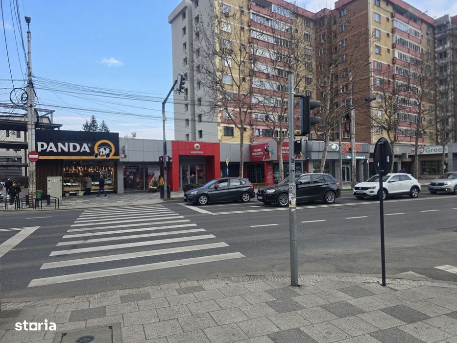 Spațiu comercial Piața Petrodava!