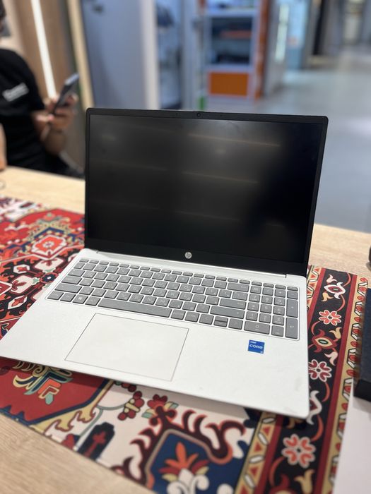 HP i5-13 gen , 8/512 GB в идеале