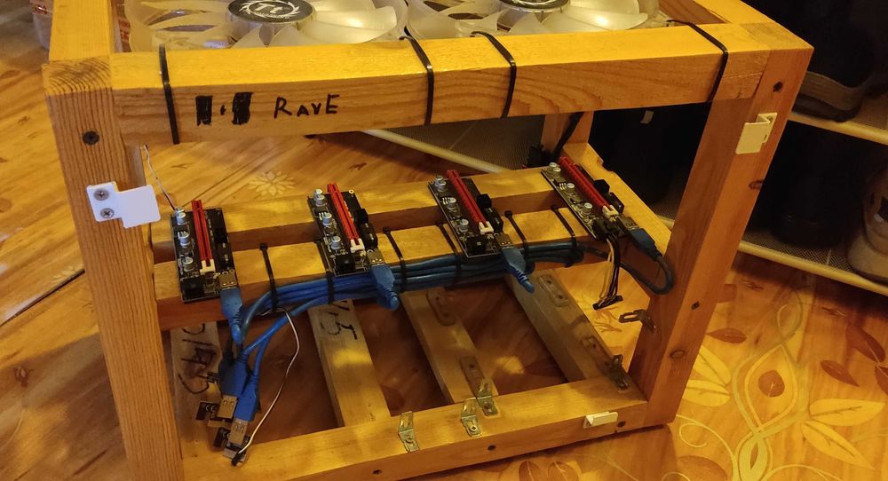 Риг на 4 видеокарты