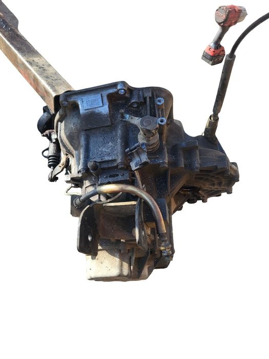 Cutie De Viteze Manuala 5 Trepte Hyundai Accent Saloon X-3 1994 - 2000