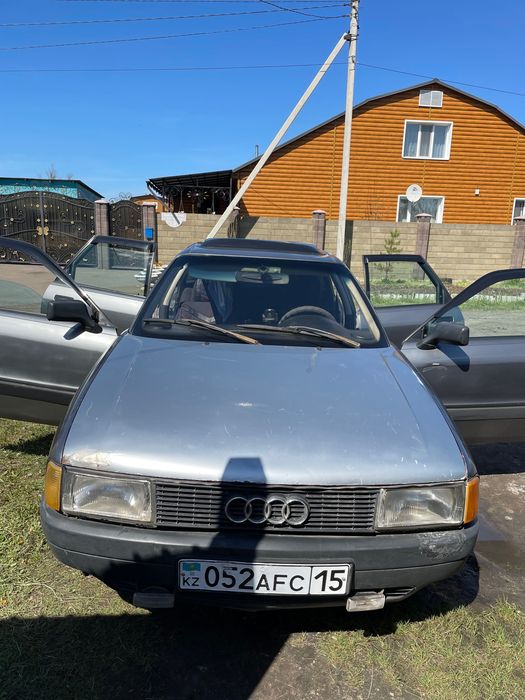 Продам машину ауди 80