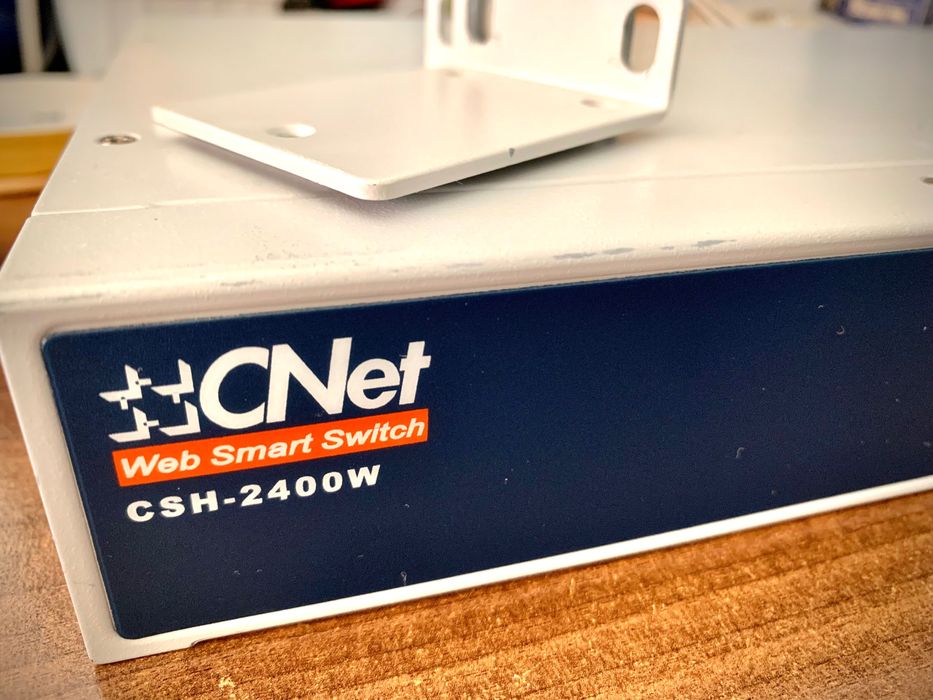 Managed switch CNet CSH-2400W