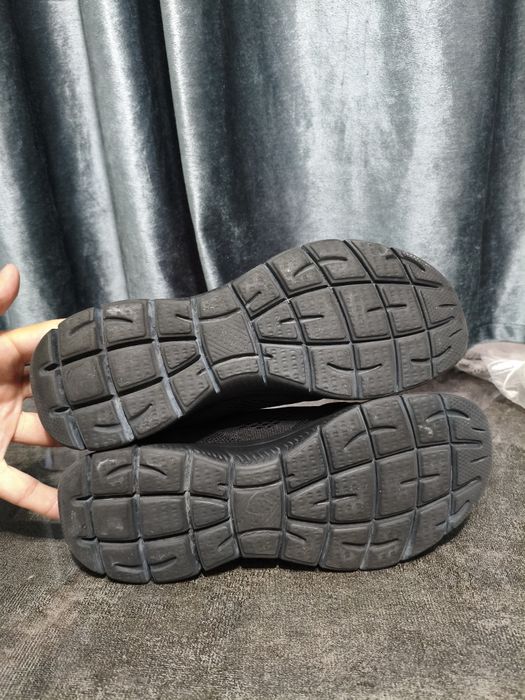 Оригинальные кроссовки Skechers