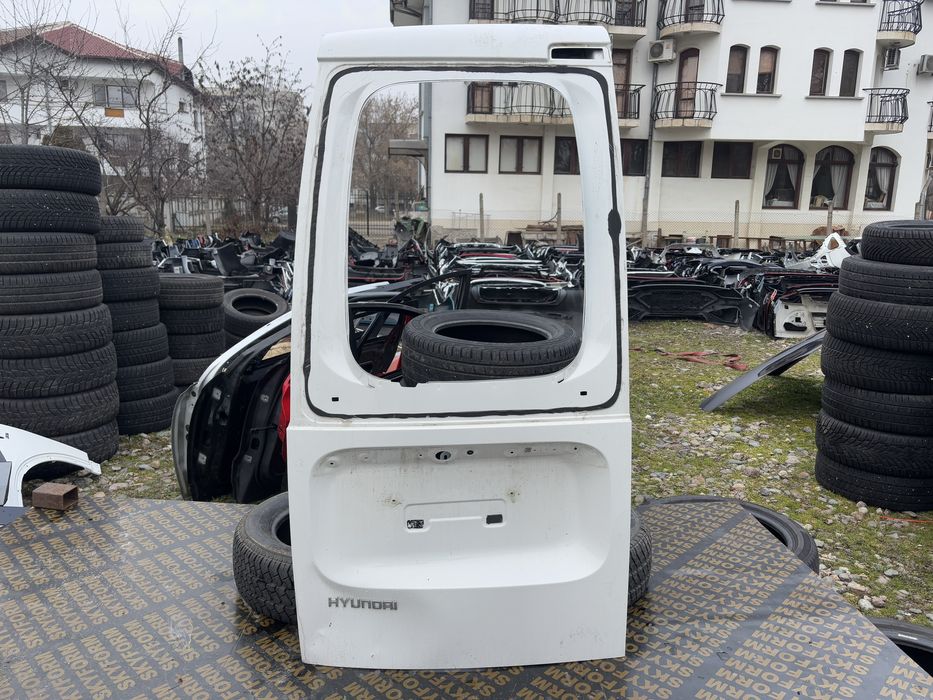 Врата Hyundai H1 H300