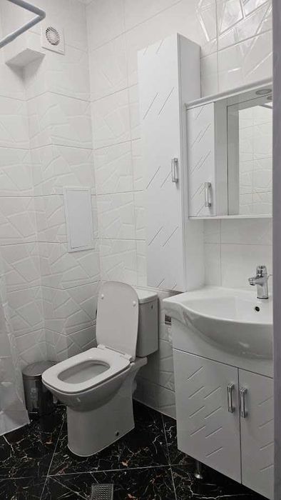 Дава се под наем Двустаен апартамент в Пловдив, Остромила - 70 кв.м за 460 € - Снимка #12