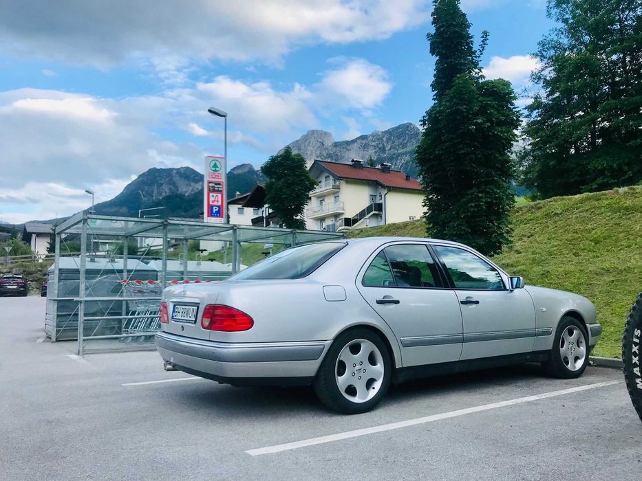 MERCEDES-BENZ E-Class 1997 — imagine 5