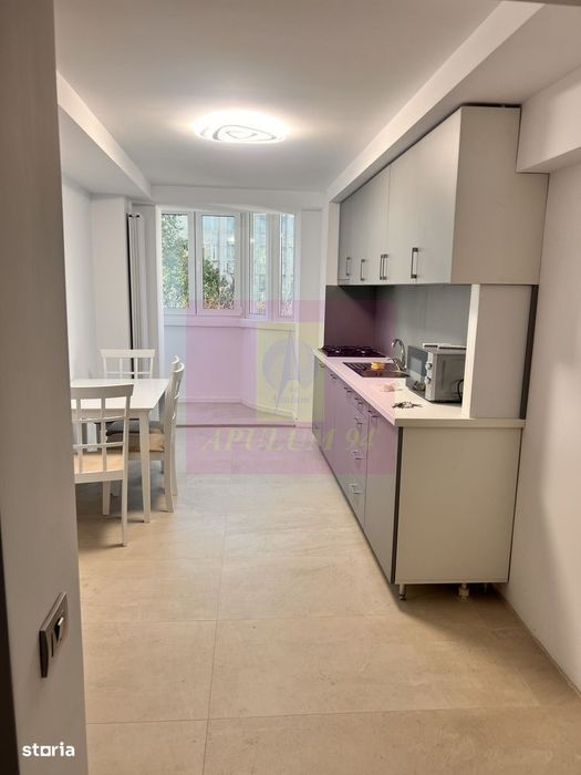Vanzare apartament 3 camere Decebal, metrou, parking