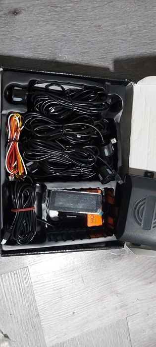 Sistem radar de parcare cu marșarier cu 8 senzori de parcare, de