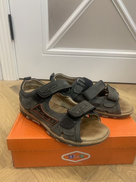 Ecco Продаю детскую обувь