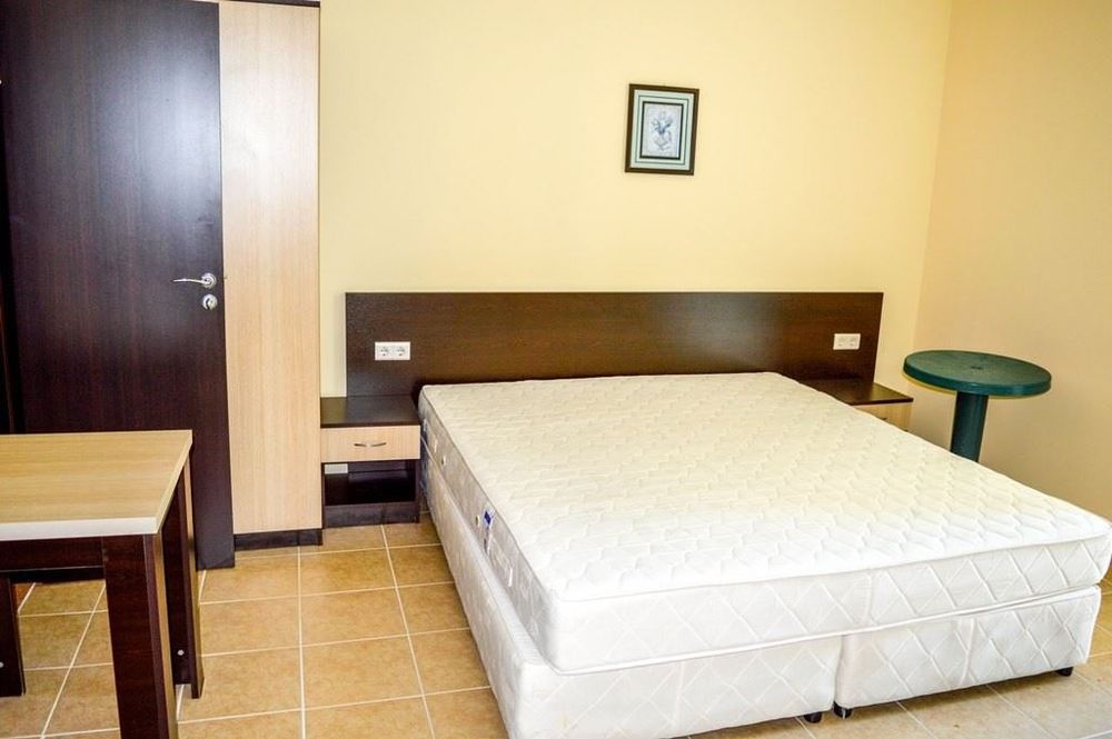 Двулицев матрак в отлично състояние