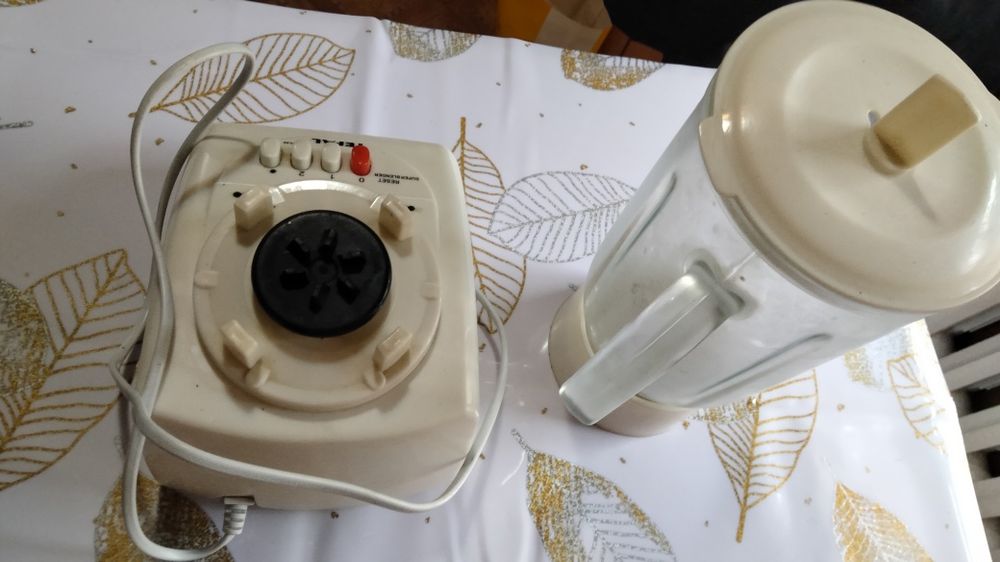 Продам блендер TEFAL