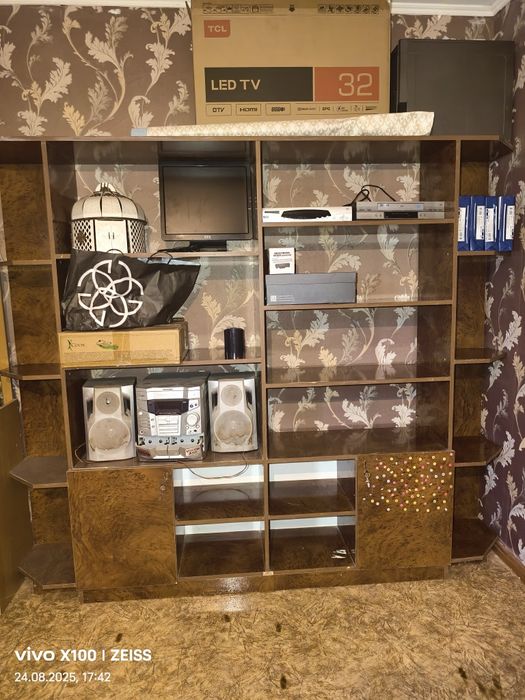 Шкаф стенка продается