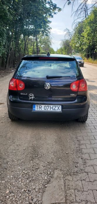 Vand sau schimb Golf 5 GOAL anul 2007