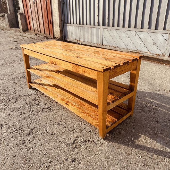 Шведска дървена пейка с рафтове – масив