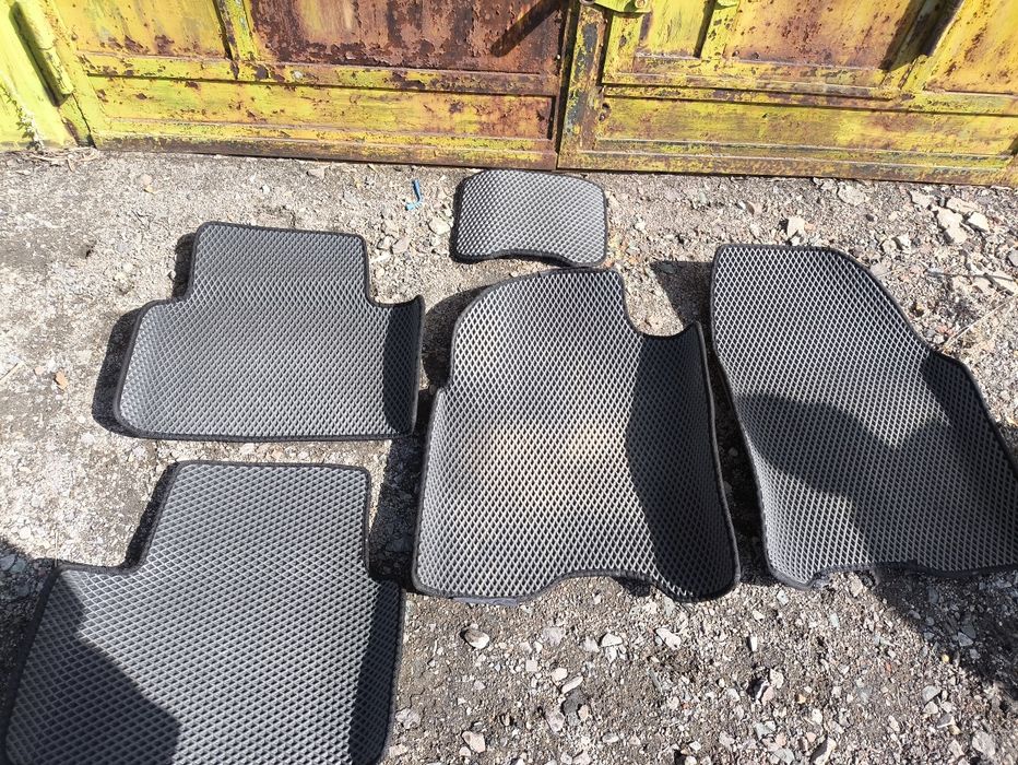 Коврики от Lada Vesta