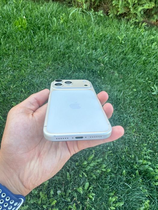 Vand Iphone 17 Pro Max 256 GB SIM