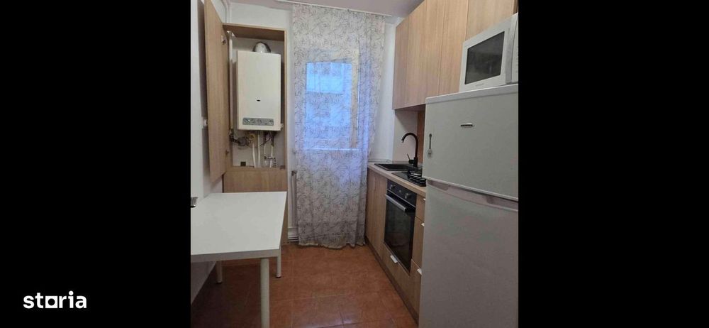 Apartament 2 camere decomandat strada Gruia nr 58