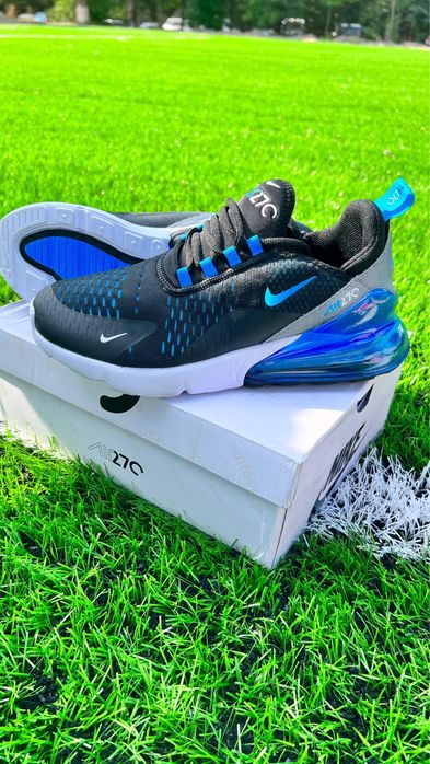 Крассовки Nike AirMax