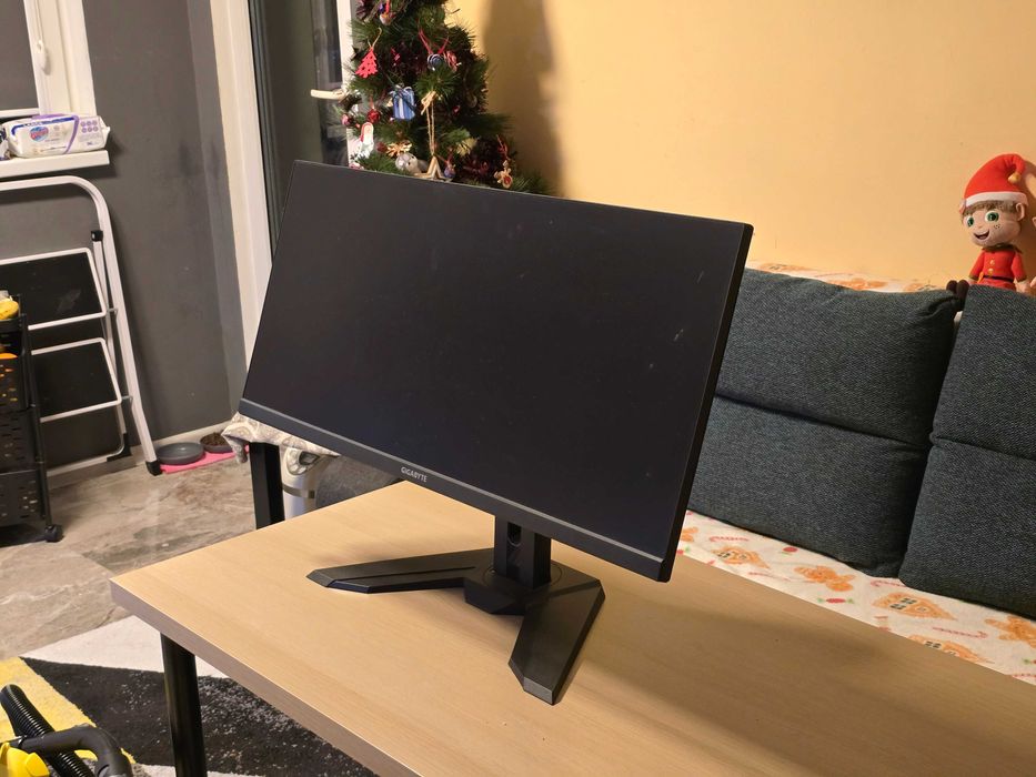 Gigabyte monitor