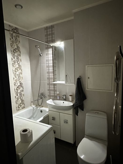 Посточно 2х комнатная квартира «Урал»