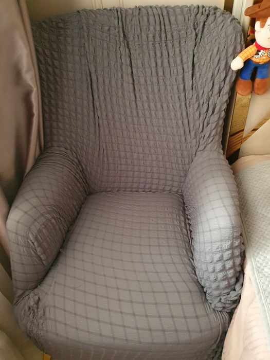 Продам 2 отличных  кресло