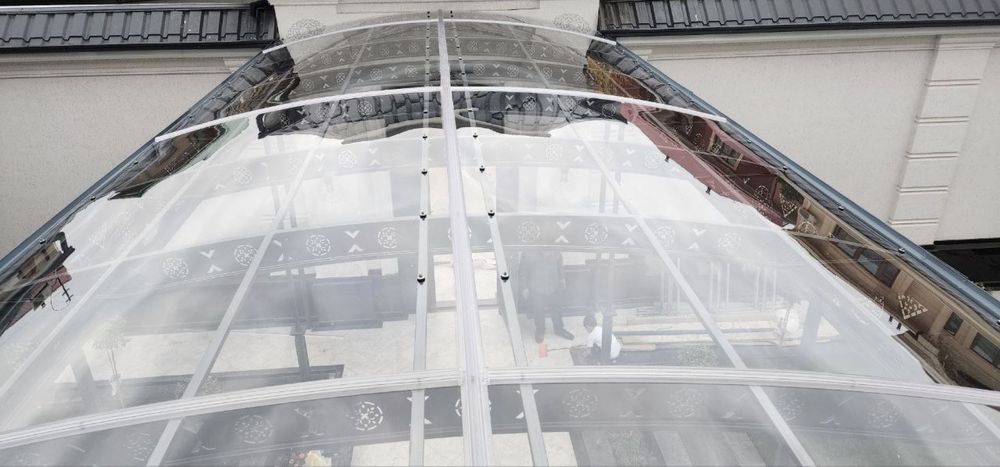 Моналитний поликарбанат