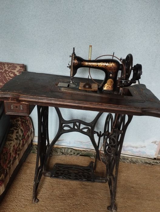 Mașina de cusut Naumann fabricată 1912/1913