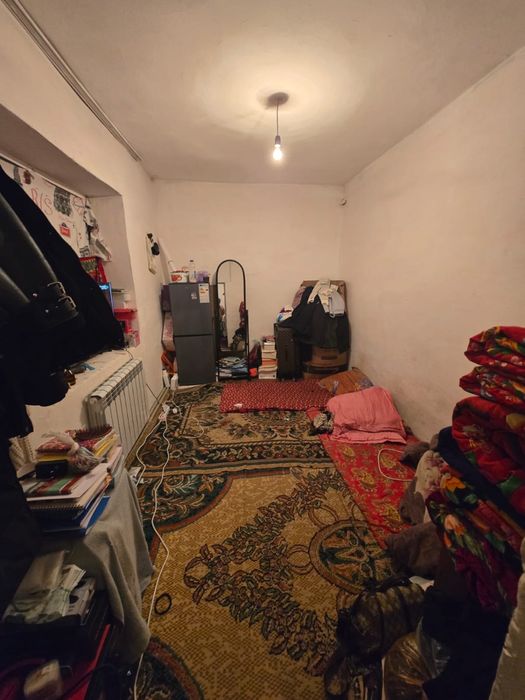 Срочно срочно срочно сатылады немесе обмен этажга