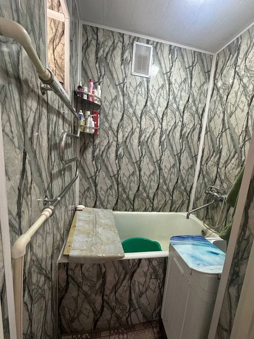 2 хона 2 етаж срочна сотилади