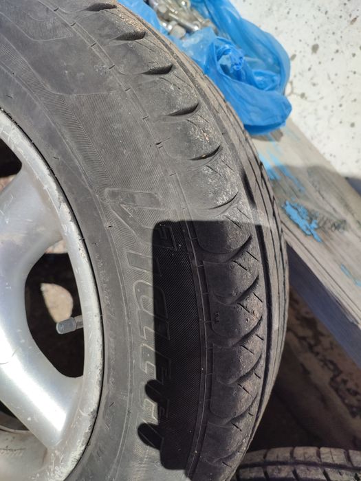 Продам диски с резиной