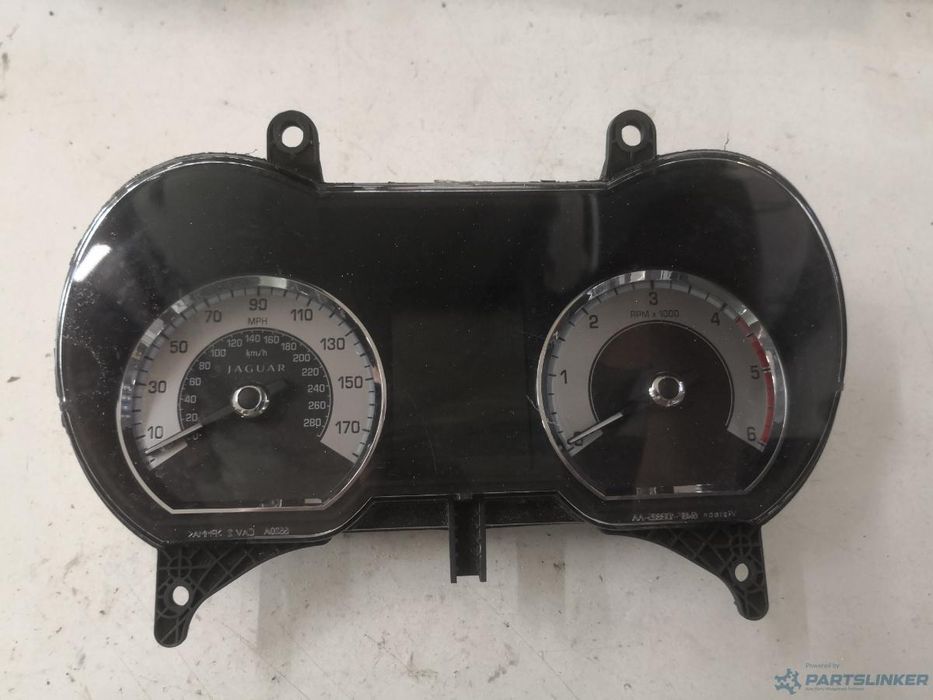 Ceasuri Bord Jaguar Xf (Cc9_, X250) [ 2008 - 2015 ] Oem 8X2310849Jj