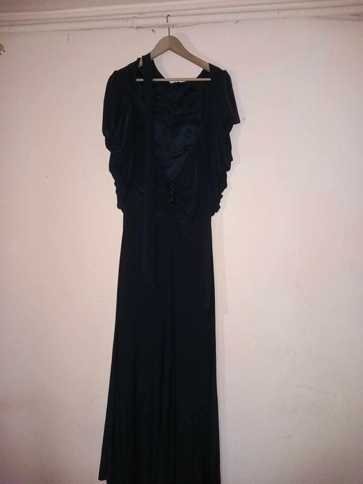Vand rochie neagra
