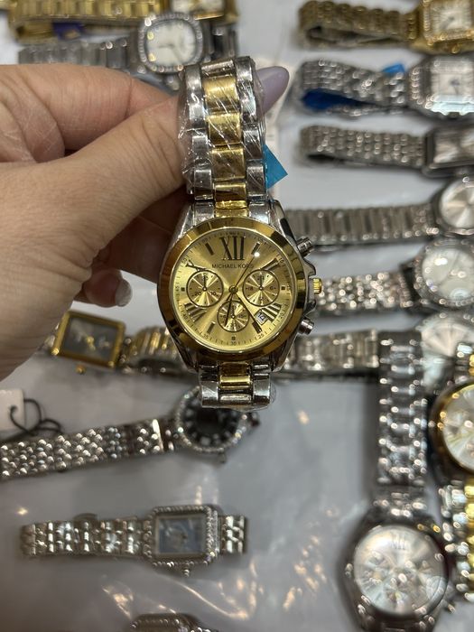 Новыи сагаттар каробкасымен