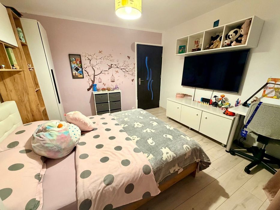 Apartament  3 camere zona Sens