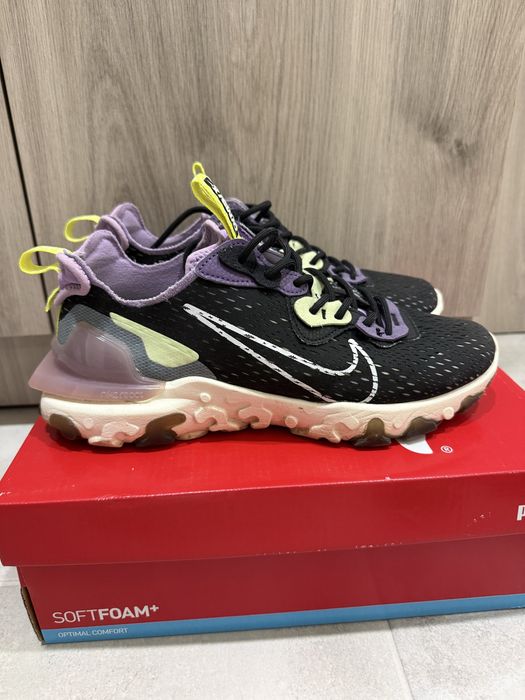 Дамски маратонки Nike