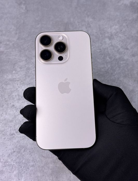 Срочно продам iPhone 16 Pro Gold