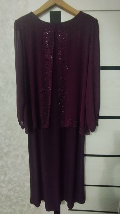 Продаётся вечернее платье (пр-во Турция) размер 50-54