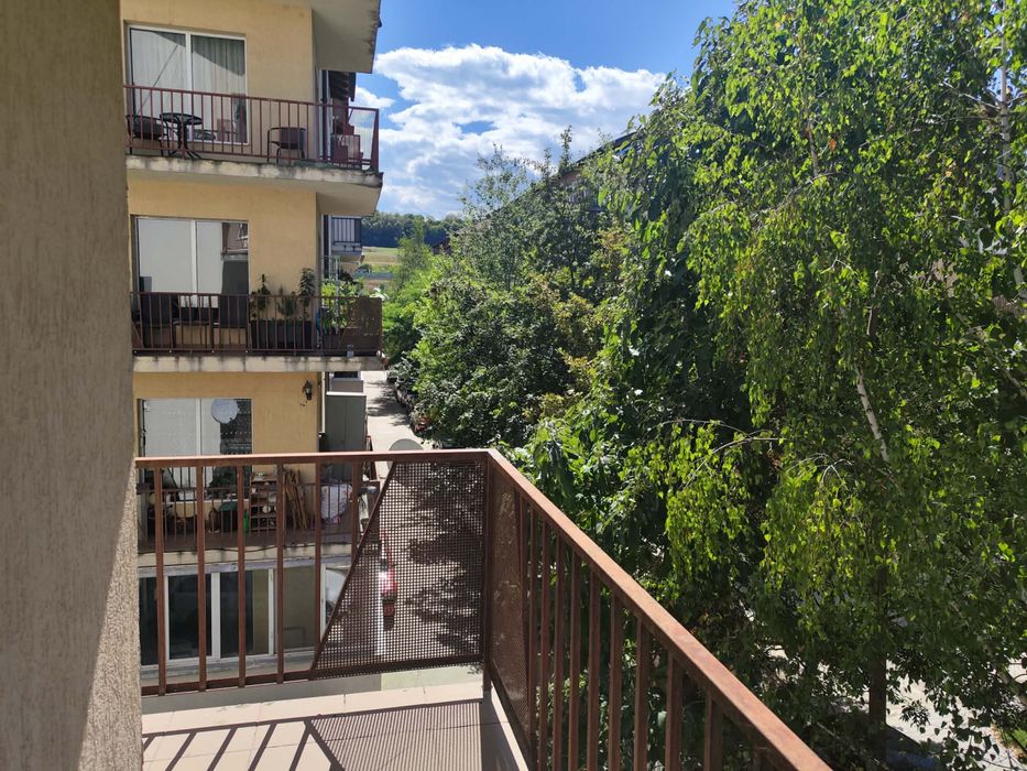Închiriez apartament