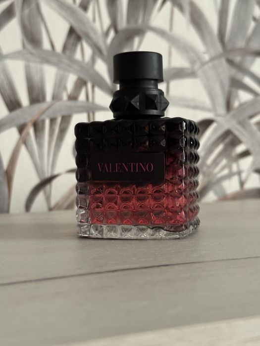 Парфюм Valentino Donna Born In Roma Intense