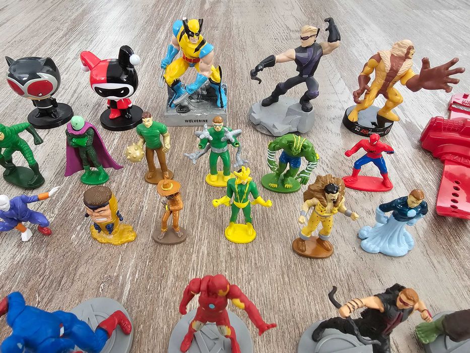 Lot jucării Marvel și DC Universe